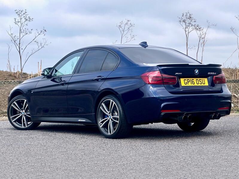 BMW 3 SERIES