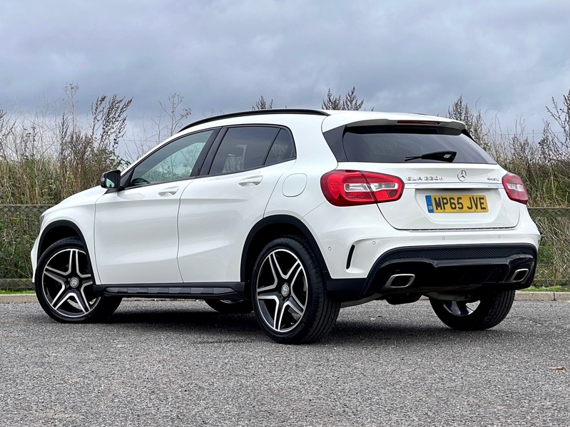 MERCEDES-BENZ GLA CLASS