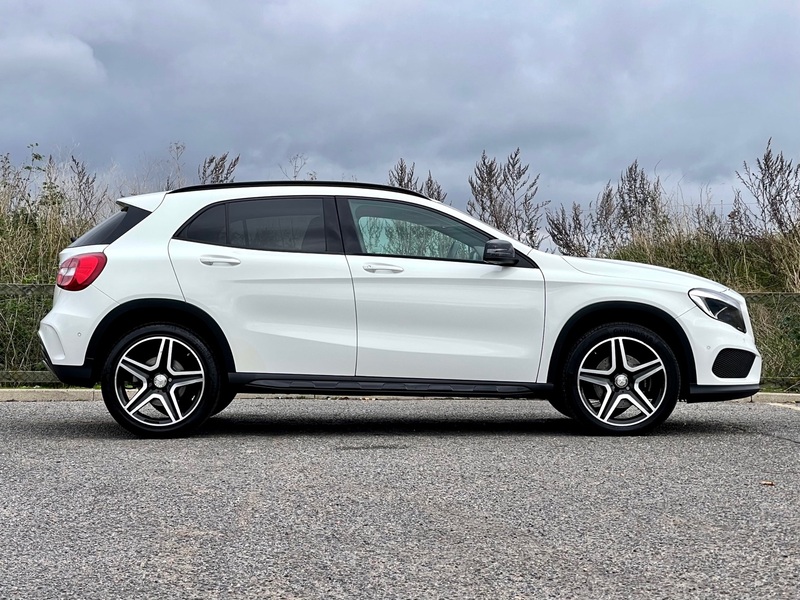 MERCEDES-BENZ GLA CLASS